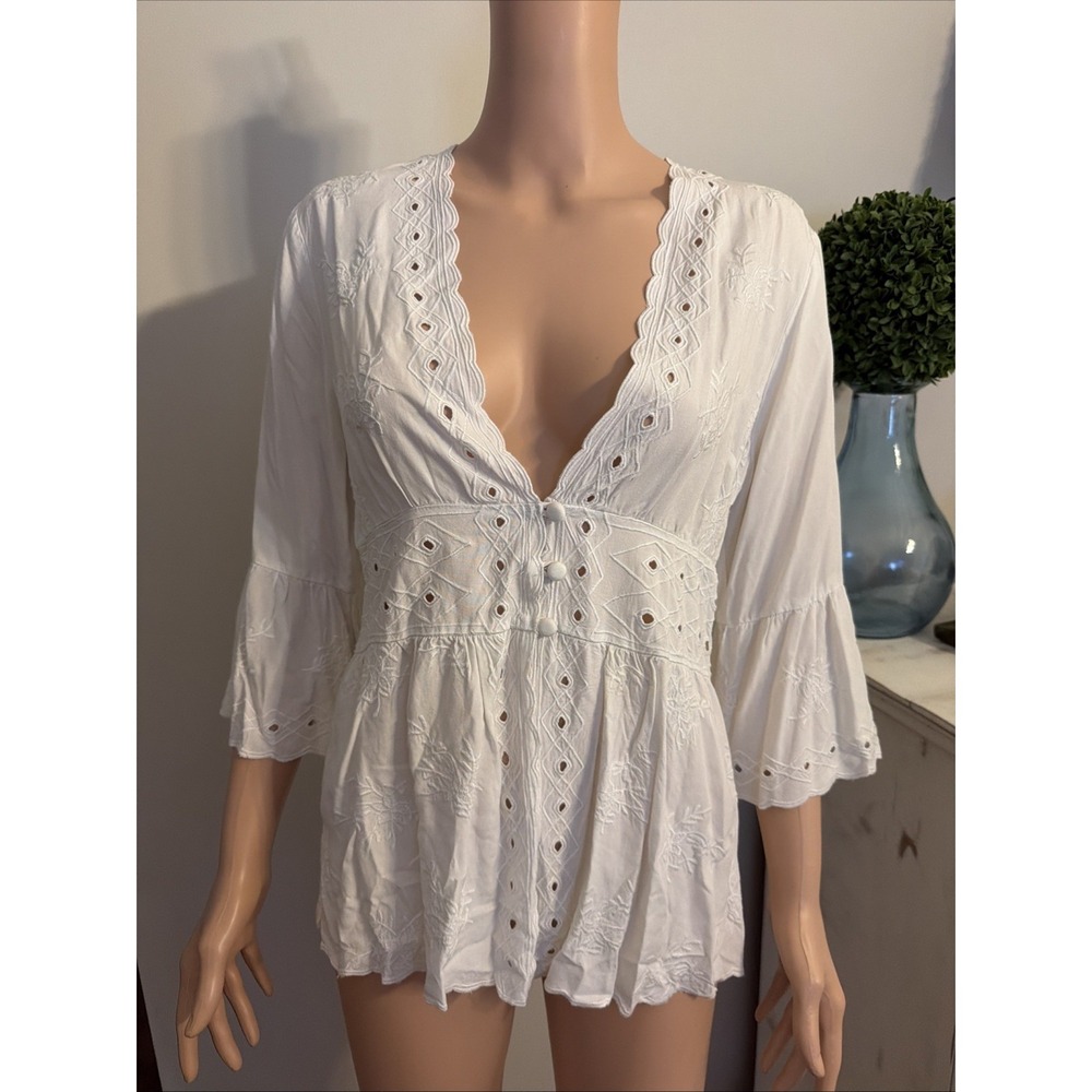 Soft Surroundings White Floral Embroidered V-Neck Blouse Size Petite Small
